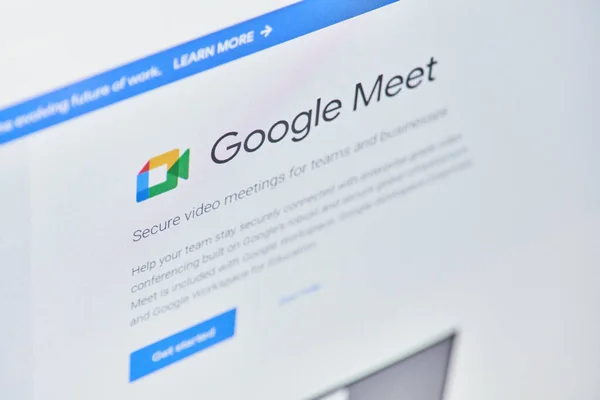 Google meet web page on computer monitor — Stock Photo, Image