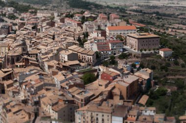 CARDONA, SPAIN-SEPTEMBER 4. 2022: Barselona ilinin orta çağ köyü, Barselona, Katalonya.