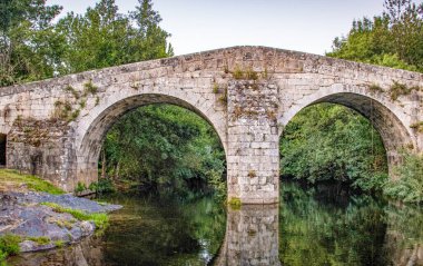 Roman-style bridge over the Tuela river in Hermisende (Zamora - Spain). Sanabria