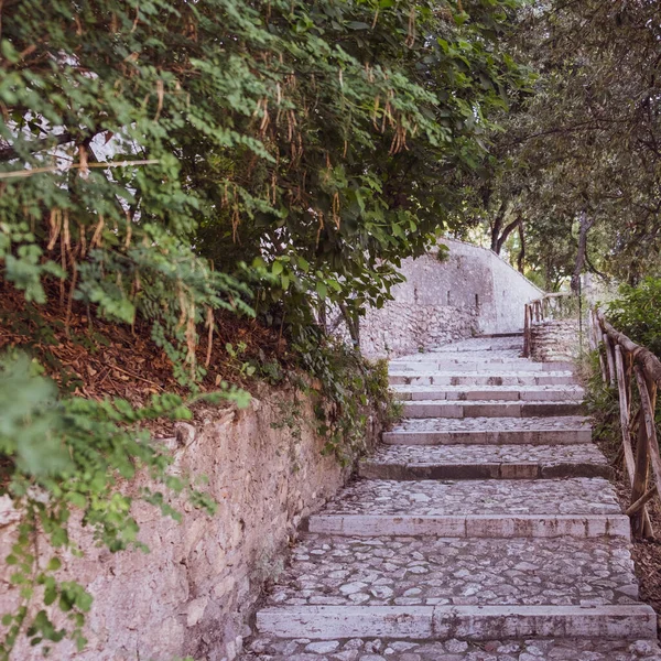 Belos Degraus Paralelepípedos Para Cima Belas Escadas Para Cima Escadas — Fotografia de Stock