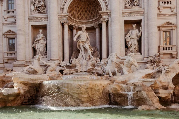 Close Van Een Van Beroemdste Bezienswaardigheden Ter Wereld Trevifontein Rome — Stockfoto