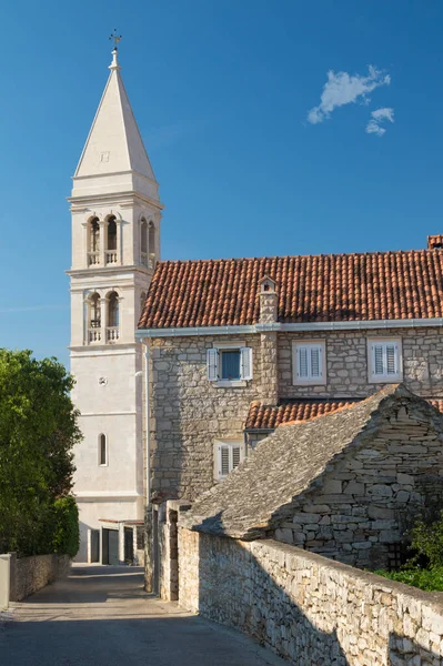 Sant Peter Kerk Stad Supetar Het Eiland Brac Kroatië Aan — Stockfoto