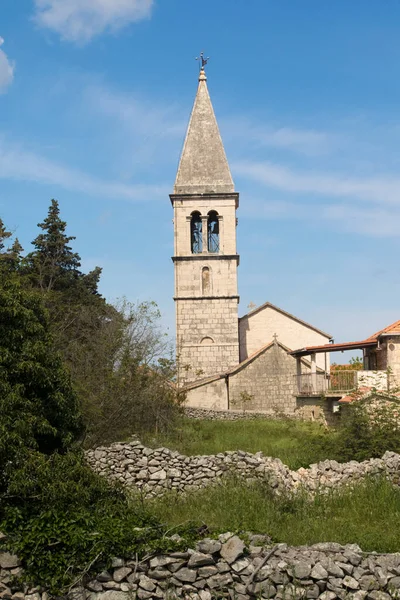 Brac Hırvatistan Daki Dracevica Kasabasında Eski Aziz Kuzma Damjan Kilisesi — Stok fotoğraf