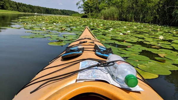 Beautiful View Lake Canoeing — ストック写真