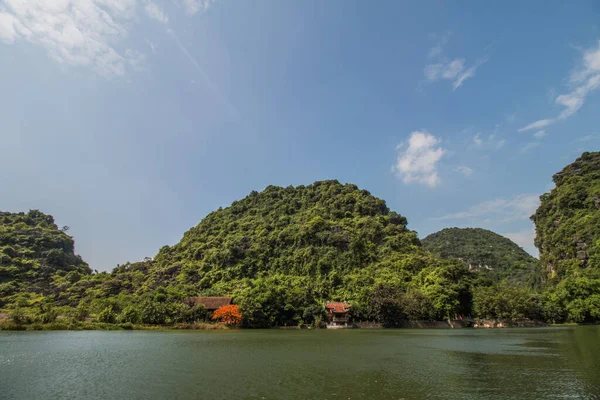 Vietnam 'da Hanoi yakınlarındaki Ulusal Park Manzarası