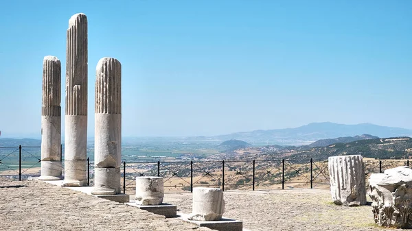 Eski şehrin kalıntıları. İsrail devletinin Yunancası.