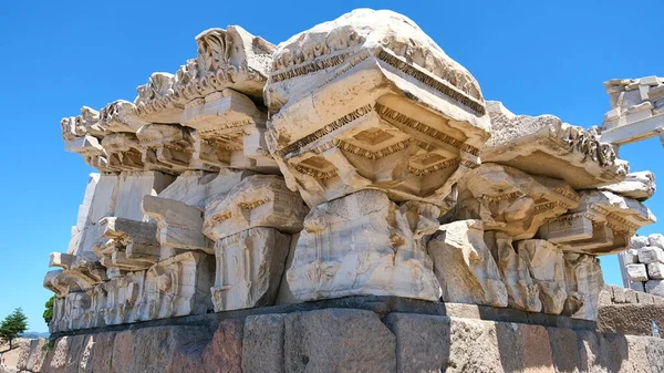 Antik ephesus şehrinin kalıntıları, hindi