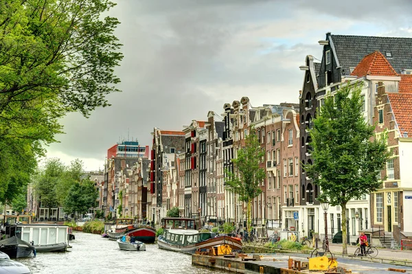 Amsterdam Netherlands August 2021 Historical Center Cloudy Weather Hdr Image — 스톡 사진