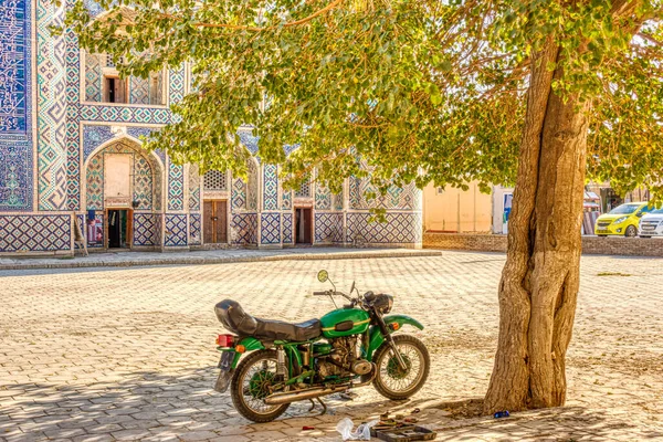 Bukhara Uzbekistan October 2019 Qosh Madrasah Sunny Weather — Foto de Stock