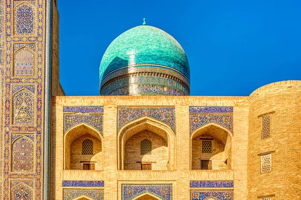 Bukhara Uzbekistan Kalyan Square Sunny Weather — Stockfoto