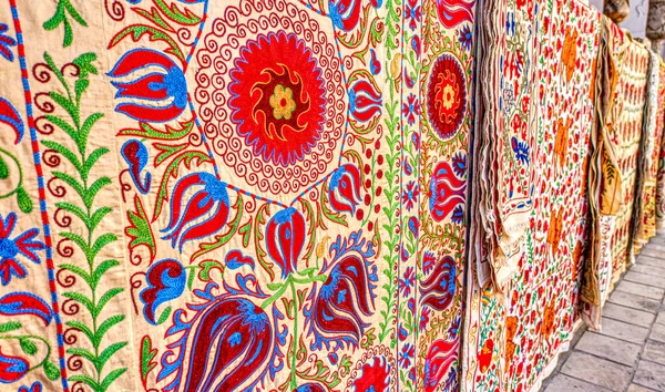 Bukhara Uzbekistan October 2019 Suzani Carpets Display — Stock fotografie