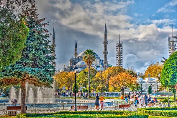 Morning View Fountain Square Hagia Sophia Mosque Blue Mosque Istanbul — Stok fotoğraf