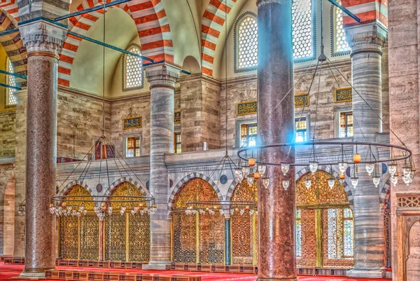 Istanbul Turkey Lipiec 2019 Wnętrze Meczetu Sulejmaniye Stambule Turcja — Zdjęcie stockowe
