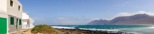 Caleta Famara Lanzarote September 2020 Picturesque Seaside Village Sunny Weather — Stock fotografie