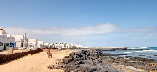 Caleta Famara Lanzarote September 2020 Picturesque Seaside Village Sunny Weather —  Fotos de Stock