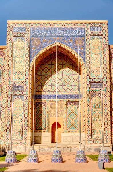 Samarkand Uzbekistan October 2019 Ulugbek Madrasah Sunny Weather — ストック写真