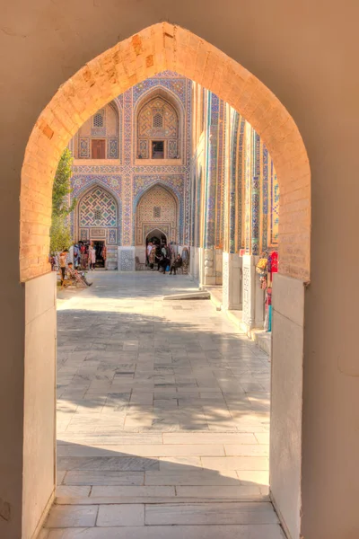 Samarkand Uzbekistan October 2019 Ulugbek Madrasah Sunny Weather — 스톡 사진