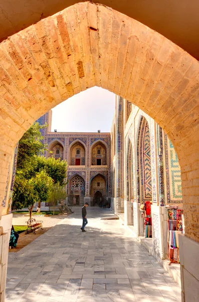 Samarkand Uzbekistan October 2019 Ulugbek Madrasah Sunny Weather — ストック写真