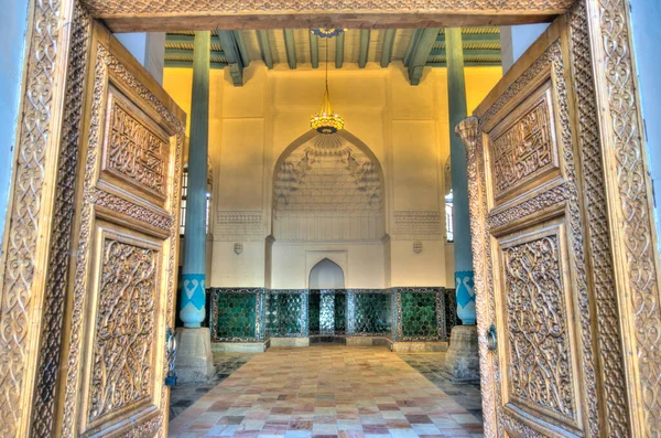 Samarkand Ουζμπεκιστάν Οκτώβριος 2019 Ulugbek Madrasah Ηλιόλουστο Καιρό — Φωτογραφία Αρχείου