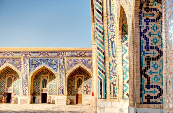 Samarkand Uzbekistan October 2019 Tillya Kori Madrasah Sunny Weather — Photo