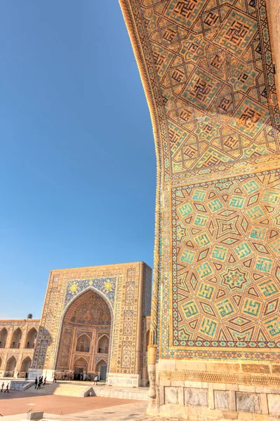 Samarkand Uzbekistan October 2019 Tillya Kori Madrasah Sunny Weather — Photo
