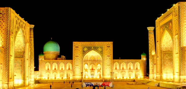 Samarkand Uzbekistan October 2019 Gur Amir Mausoleum Night — 图库照片