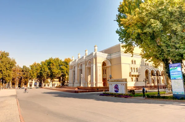 Tashkent Uzbekistan October 2019 National Opera Sunny Weather — Stockfoto