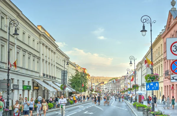 Warsaw Poland August 2021 Nowy Swiat Street Dusk — Zdjęcie stockowe