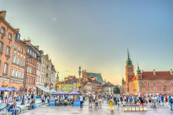 Warsaw Poland August 2021 Nowy Swiat Street Dusk — Zdjęcie stockowe