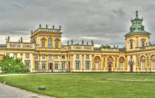 Warsaw Poland August 2021 Beautiful View Wilanow Palace Cloudy Weather —  Fotos de Stock