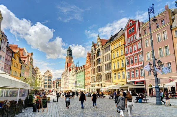 Wroclaw โปแลนด งหาคม 2021 มมองท สวยงามบนศ ประว ศาสตร ในเม องในว — ภาพถ่ายสต็อก