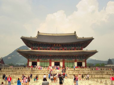 SEOUL, SOUTH KOREA - SEPTEMBER 2016: Historical center of Seoul in sunny weather