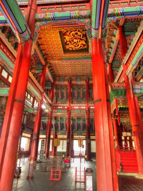 SEOUL, SOUTH KOREA - SEPTEMBER 2016: Historical center of Seoul in sunny weather