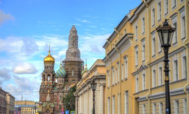 SAINT-PETERSBURG, RUSSIA - AUGUST 2018: Historical center in cloudy weather