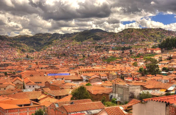 Cusco Peru Απριλιοσ 2018 Στέγες Ιστορικού Κέντρου Συννεφιασμένο Καιρό — Φωτογραφία Αρχείου
