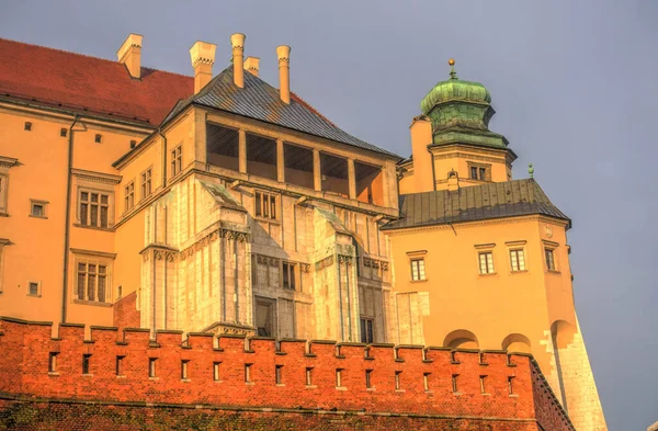 Krakow Poland August 2021 Wawel Castle Cloudy Weather — Fotografia de Stock