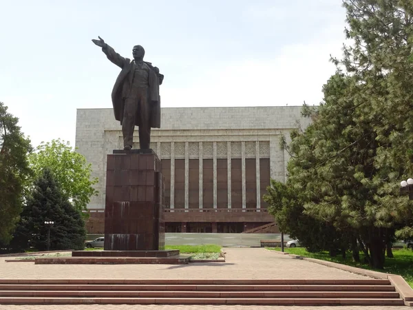 Bishkek Kyrgyzstan April 2016 City Center Sunny Weather — ストック写真