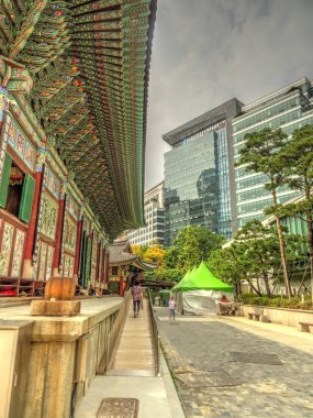 SEOUL, SOUTH KOREA - SEPTEMBER 2016: Historical center of Seoul in sunny weather