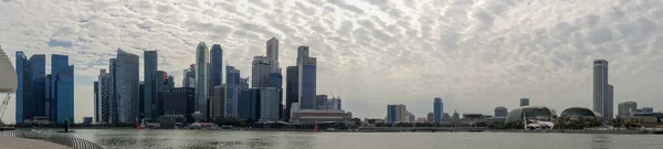 Singapore March 2019 Riverside Cloudy Weather — Photo