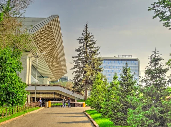 Almaty Kazakhstan April 2016 City Center Springtime — Fotografia de Stock