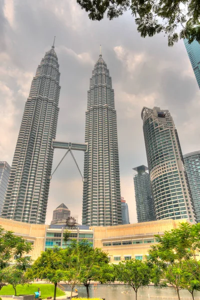 Kuala Lumpur Malaysia March 2019 Petronas Towers Klcc Hdr Image — Stock fotografie