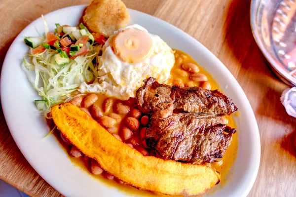 Bandeja Paisa Traditional Food Antioquia Colombia — Stockfoto