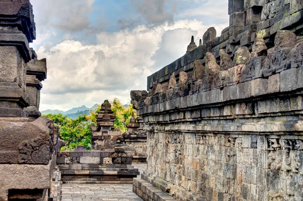 インドネシアのジャワ島ボロブドゥール寺院 — ストック写真