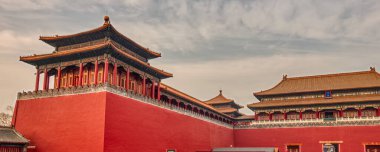Beijing is the capital of China, It is famous for its ancient architecture and monuments