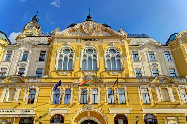 Pecs Hungary March 2017 Historical Center Cloudy Weather Hdr — 图库照片