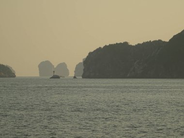 Lan Ha Bay, Northern Vietnam 