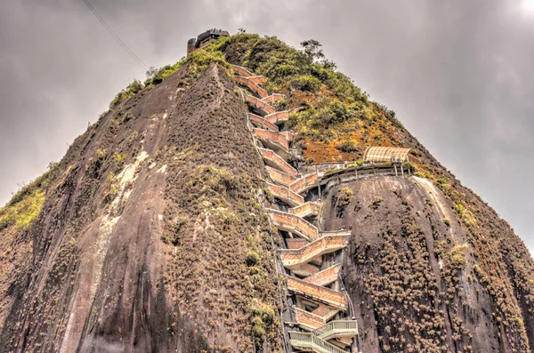 Guatape Colombia May 2019 Rock Guatape Cloudy Weather — Zdjęcie stockowe