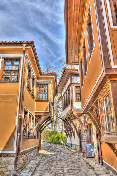 Весна в Пловдиве - древний город, расположенный на семи холмах в южной Болгарии.