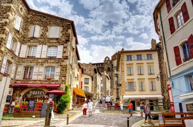 Görünümü, Le Puy-tr-Velay, bir kasaba Haute-Loire, Fransa