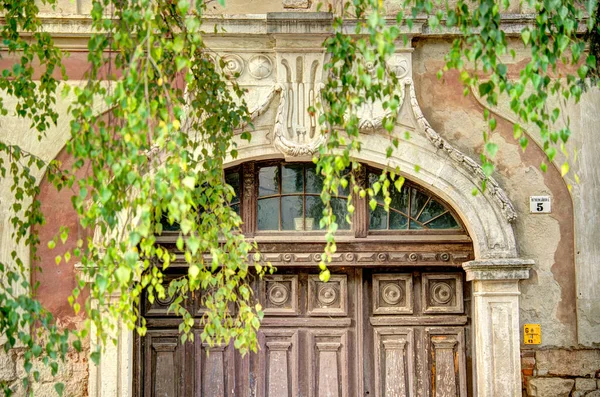 Old Wooden Door Window Tokaj Hungary — Stok Foto